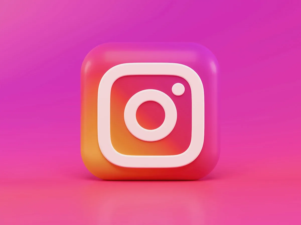Sharing your booking link on social media